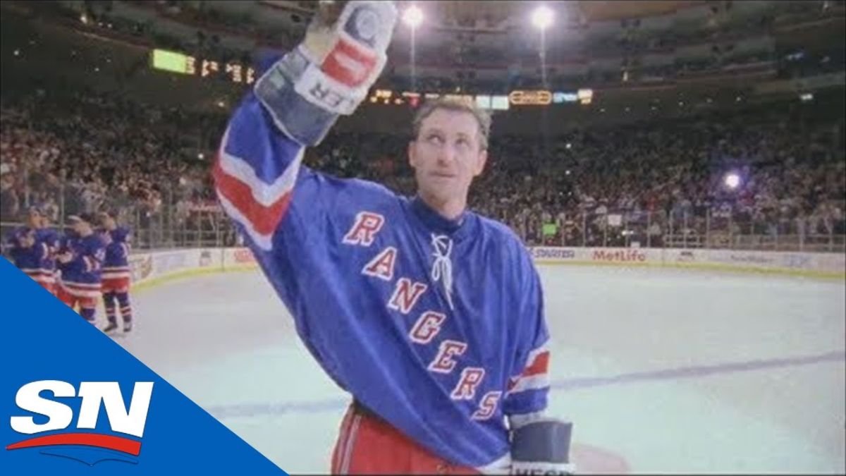 Major Historical Events on April 18 - Wayne Gretzky's Farewell - 1999 AD
