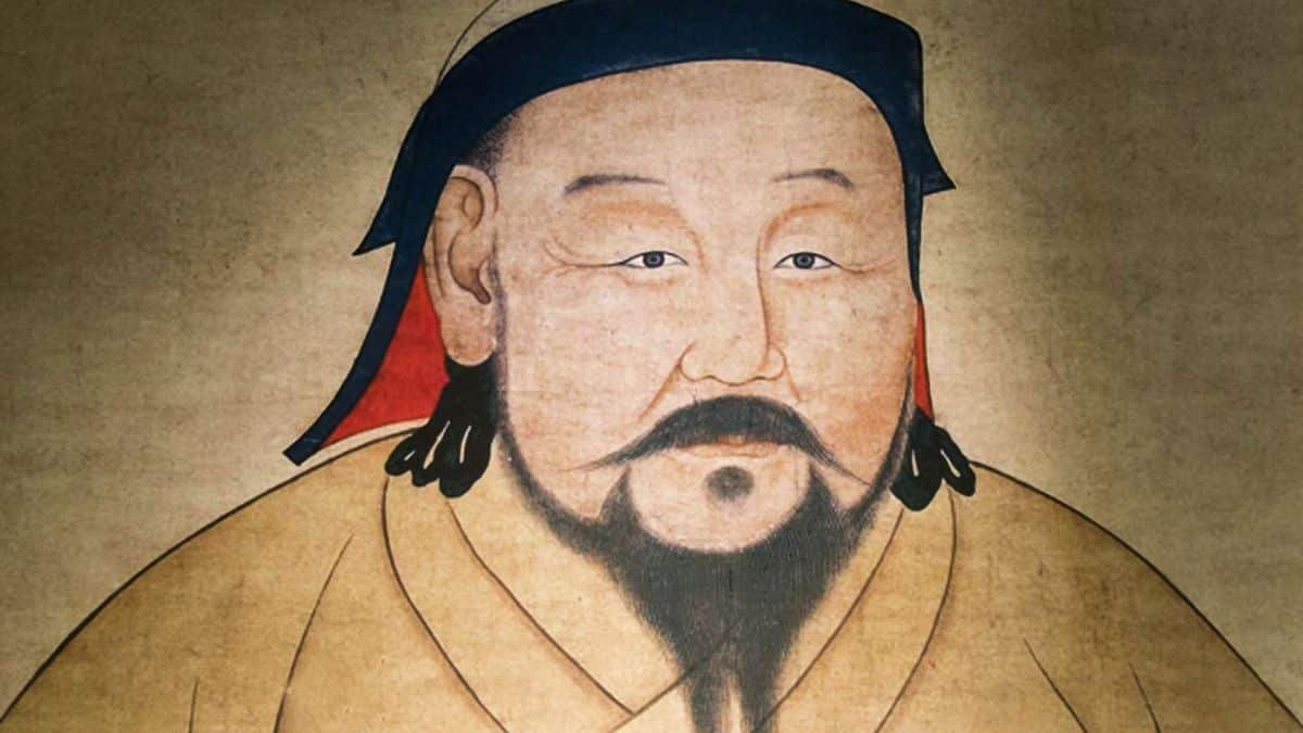 Major Historical Events on May 5 - Kublai Khan Ascends - 1260 AD
