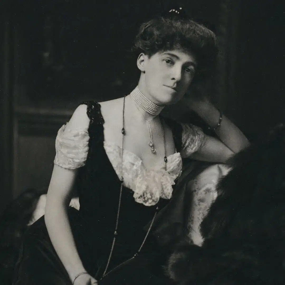 Famous Authors Who Died In August