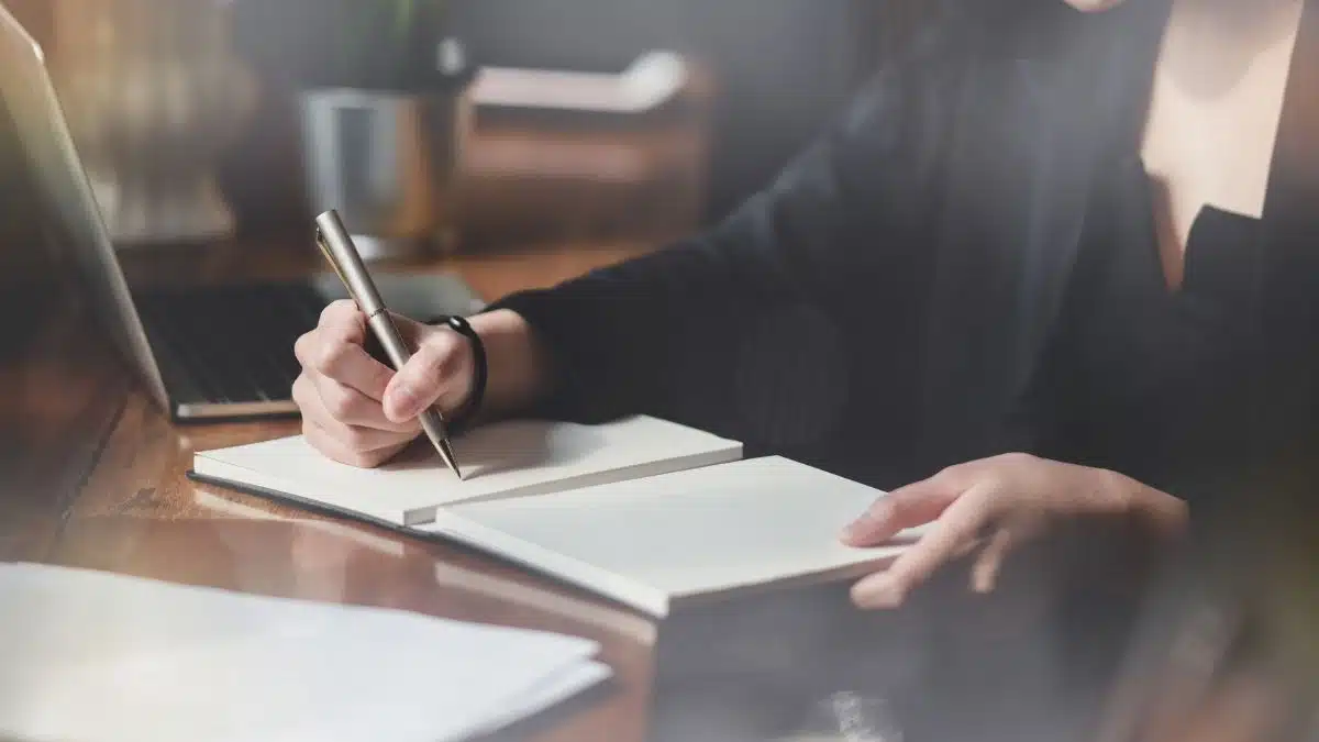 How To Get Ideas To Write A Novel?