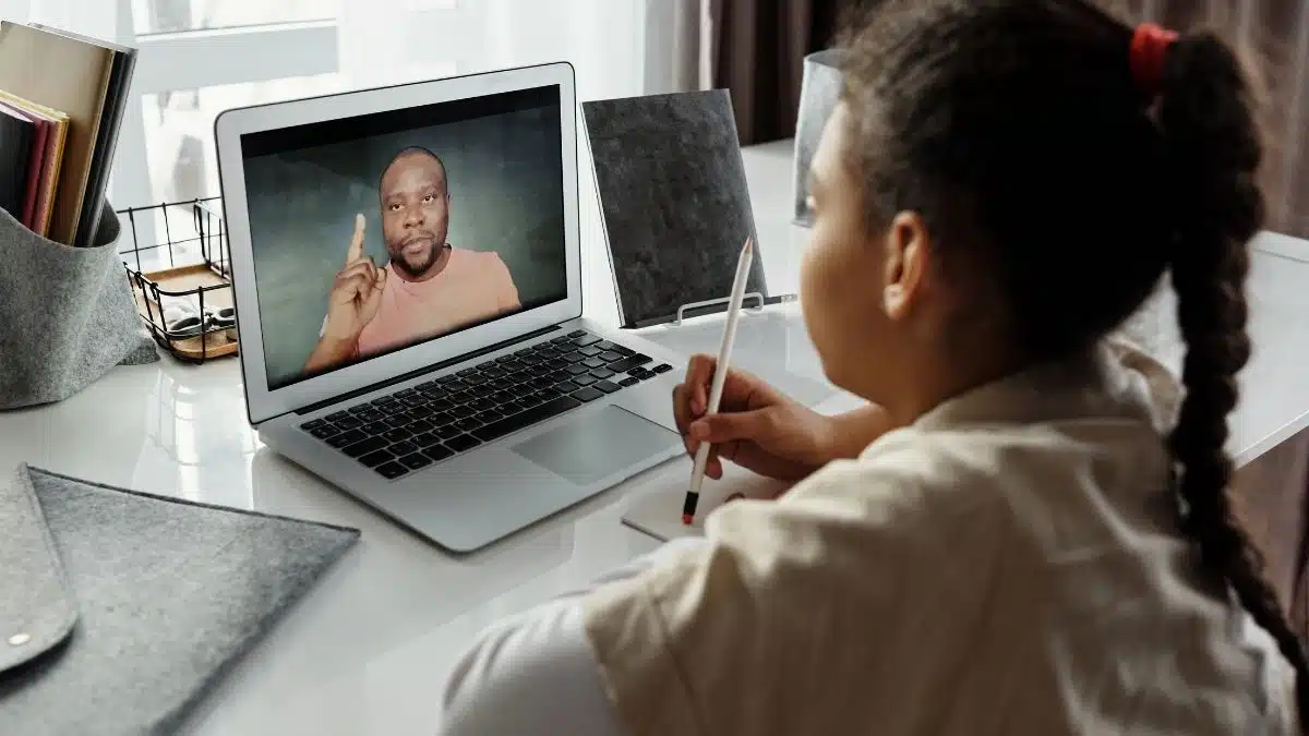 Online Classes Are Good Or Bad?