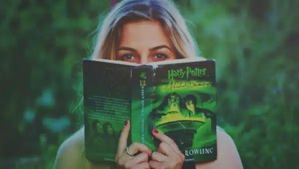 Why Books With Multiple POVs Are Interesting and engaging?