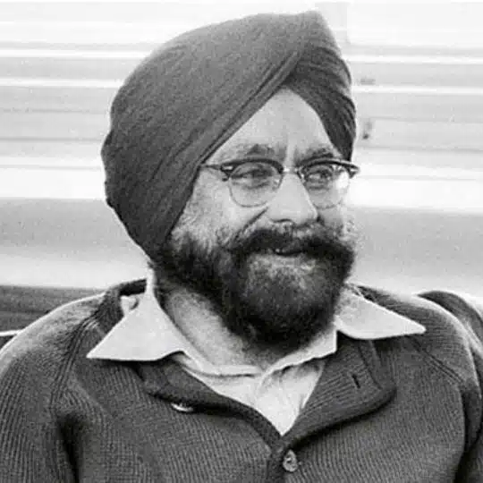 Globally successful Indian author (Khushwant Singh)