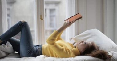 How to Make Readers Come Back for More?