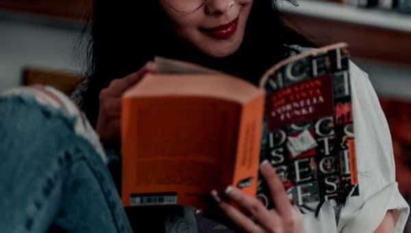 Reading is Essential for those Who Seek to Rise above the Ordinary