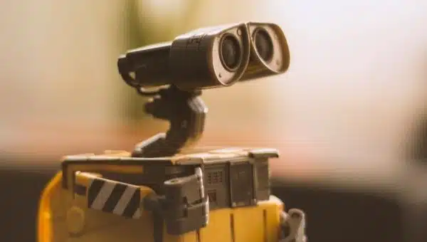 How To Make Characters Multi-layered And Fledge Them Out Fully?