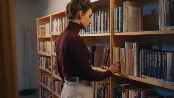 Why You Should Organize Bookshelves Every Once A While