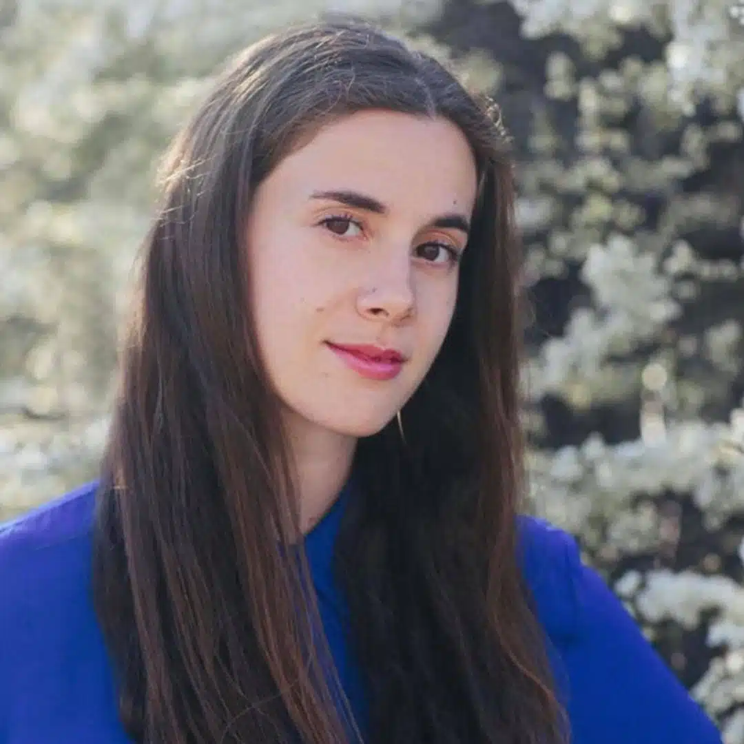 Top 6 Debut Authors of March 2022 - Caitlin Barasch (A Novel Obsession)