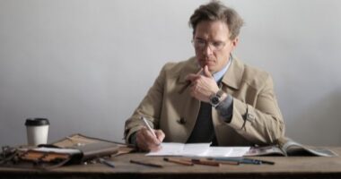 How A Story is Structured | Narrative Structures All Writers Should Know