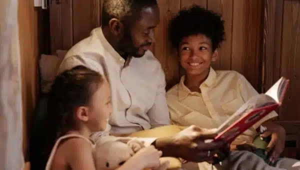 Reading Habit In Children: Ways to Give Your Child a Book Reading Habit