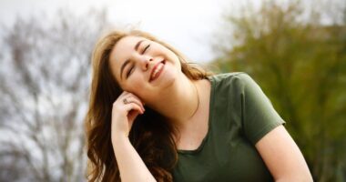 Things You Need to Give Up to be Genuinely Happy - 8 Things