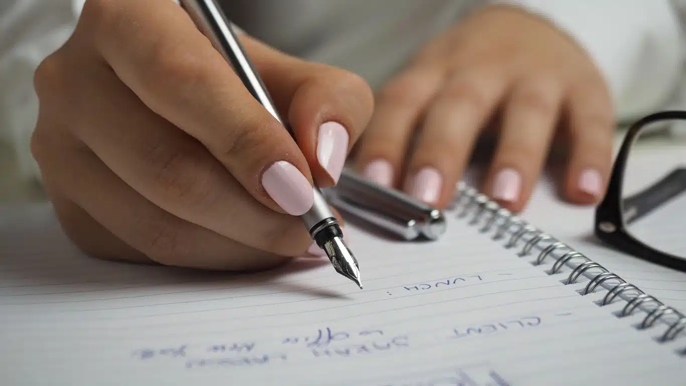 9 Things to Remember While Writing Short Stories