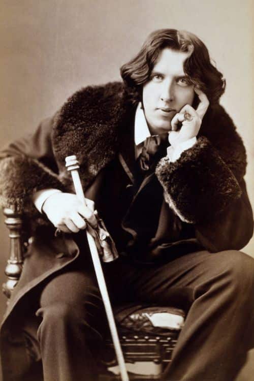 Top 5 LGBTQ Writers You Should Read - Oscar Wilde