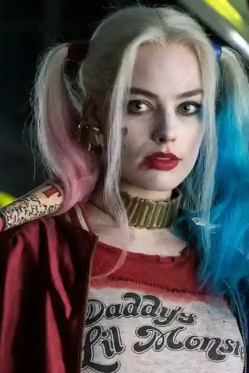 10 Best Villains Casted by DC Entertainment for Movies - Margot Robbie as Harley Quinn