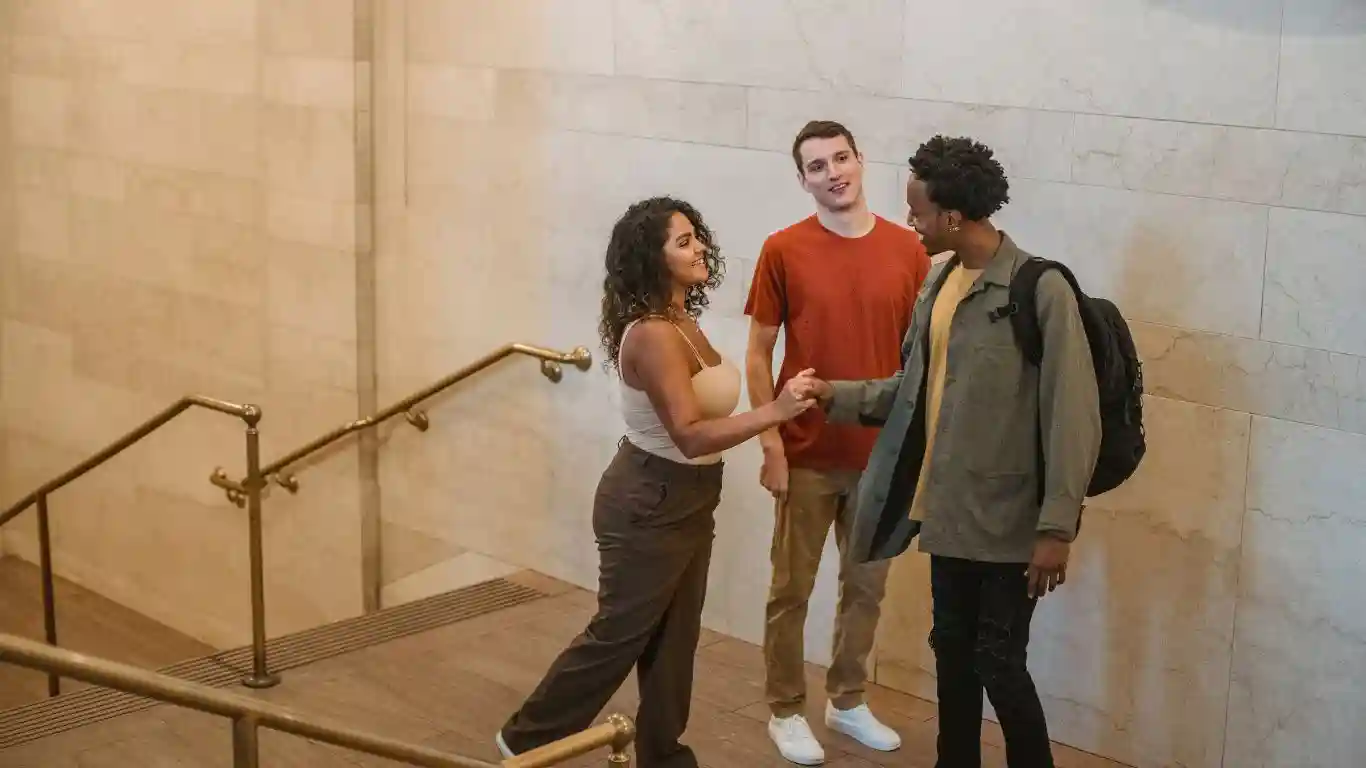 5 Tricks of Communication To Win Peoples Heart