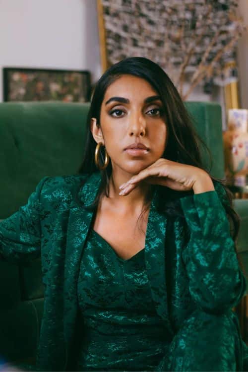 10 Famous Poets Born in October - Rupi Kaur
