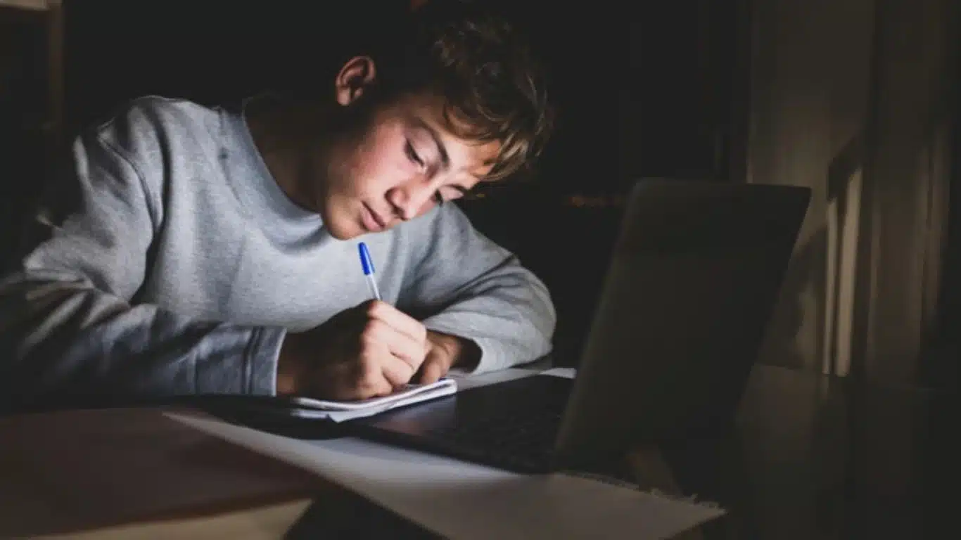 When is the Best Time to Study: Day or Night