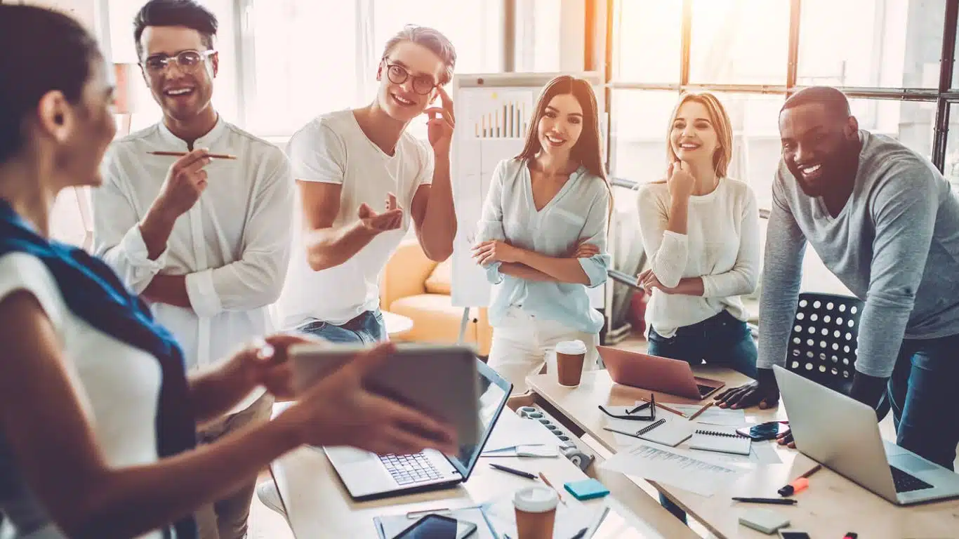 7 Factors that Contribute to a Positive Work Environment