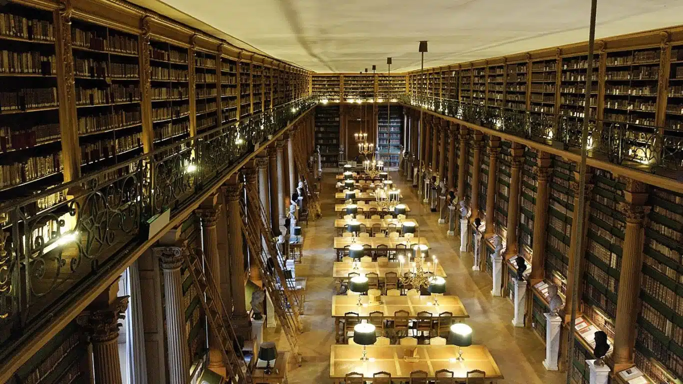 The Role of Libraries in Today’s Digital Age