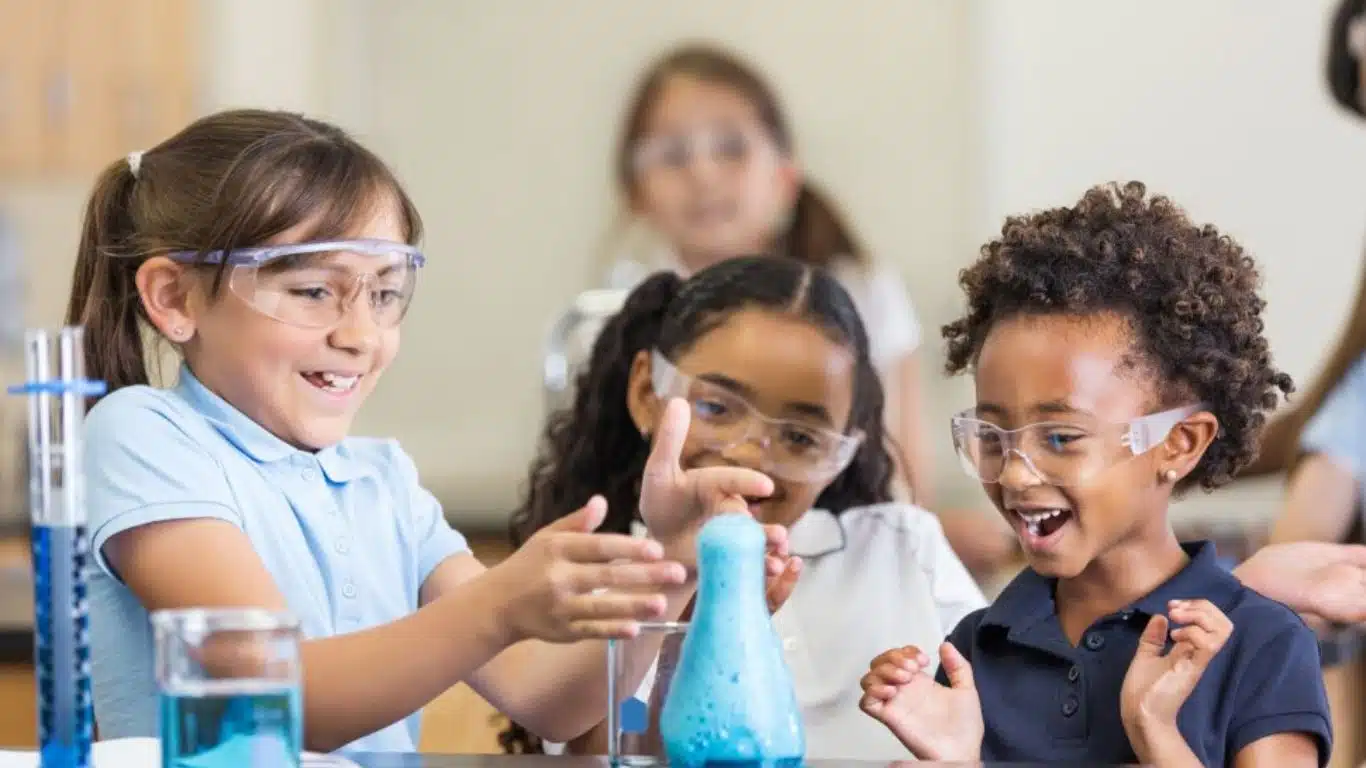 10 Benefits of STEM Education