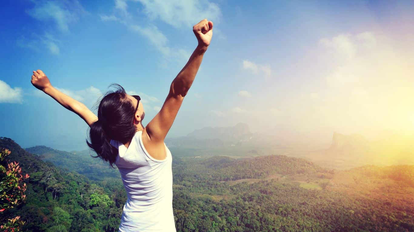 Benefits of Living in the Present Moments and Enjoying Life