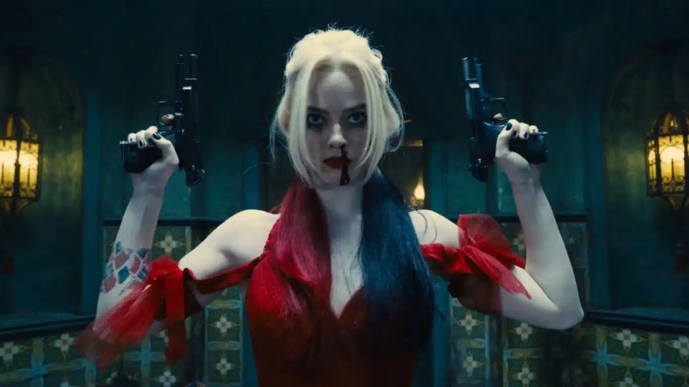 Weakest Female Superheroes in Comics - Harley Quinn