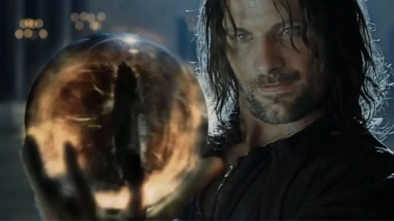 10 Most Powerful Middle Earth Weapons In The Lord Of The Rings - The Palantír