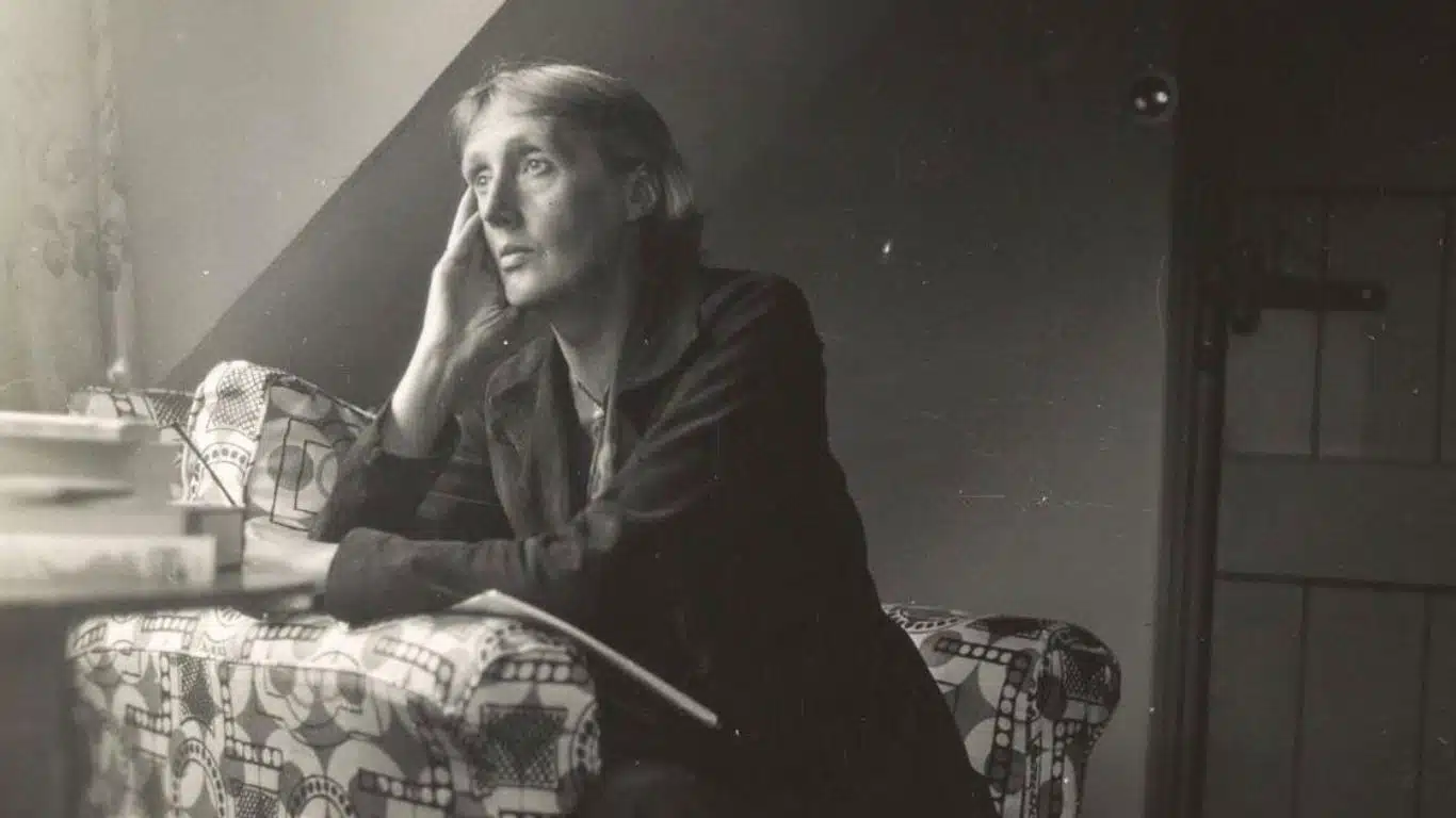 Biography of Virginia Woolf | Life and Important Works