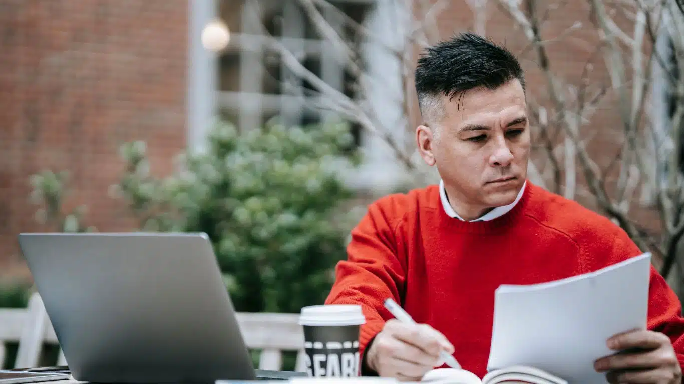 Maximizing Productivity through Multitasking: Strategies and Tips