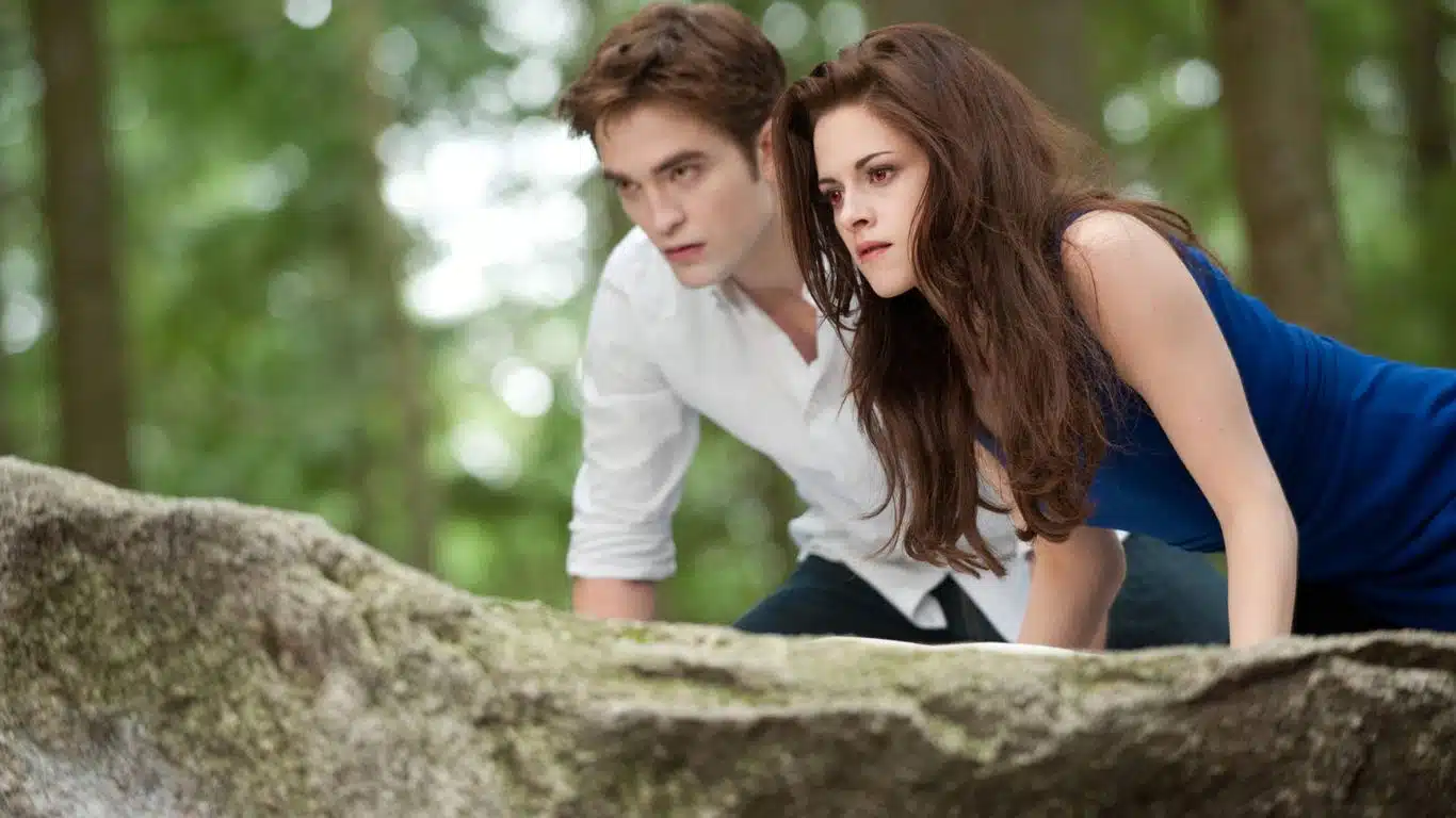 Vampires in Twilight vs True Blood: Which is the better portrayal? - Twilight: More traditional portrayal