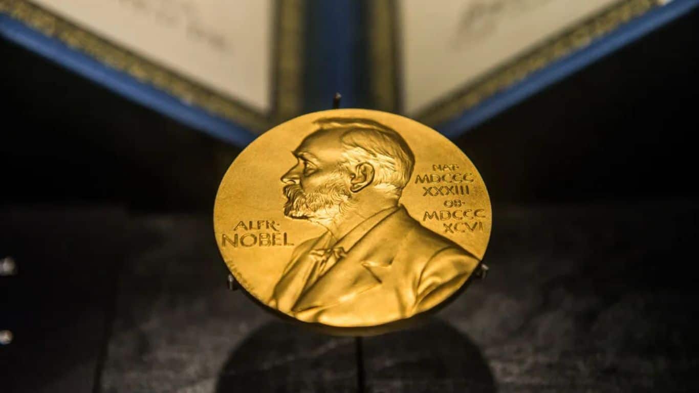 Nobel Prize in Literature, 2005