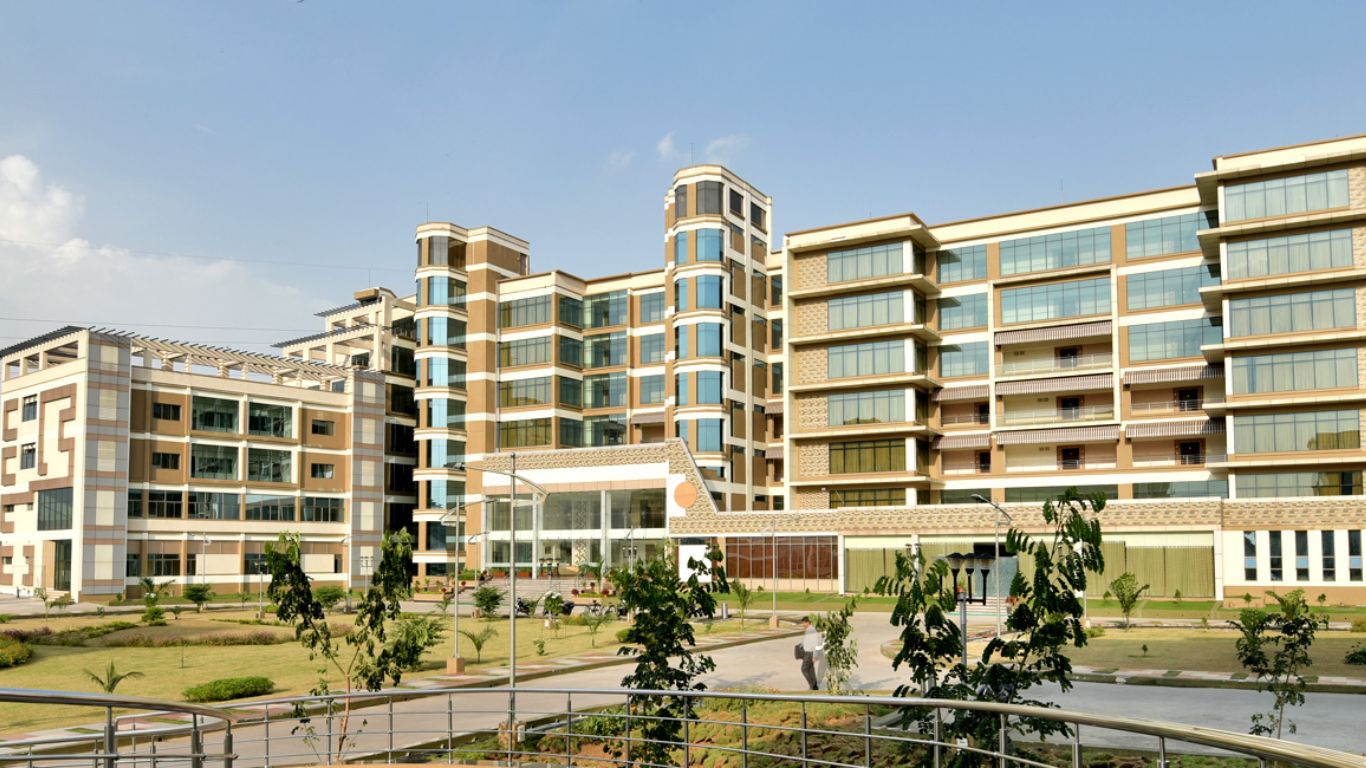 Top 10 Business Schools In India (B-Schools) - Xavier Labour Relations Institute (XLRI), Jamshedpur