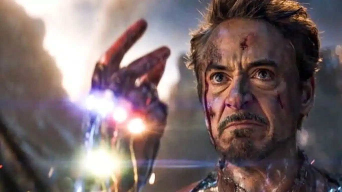 10 Marvel Heroes Who Sacrificed Their Life - Iron Man