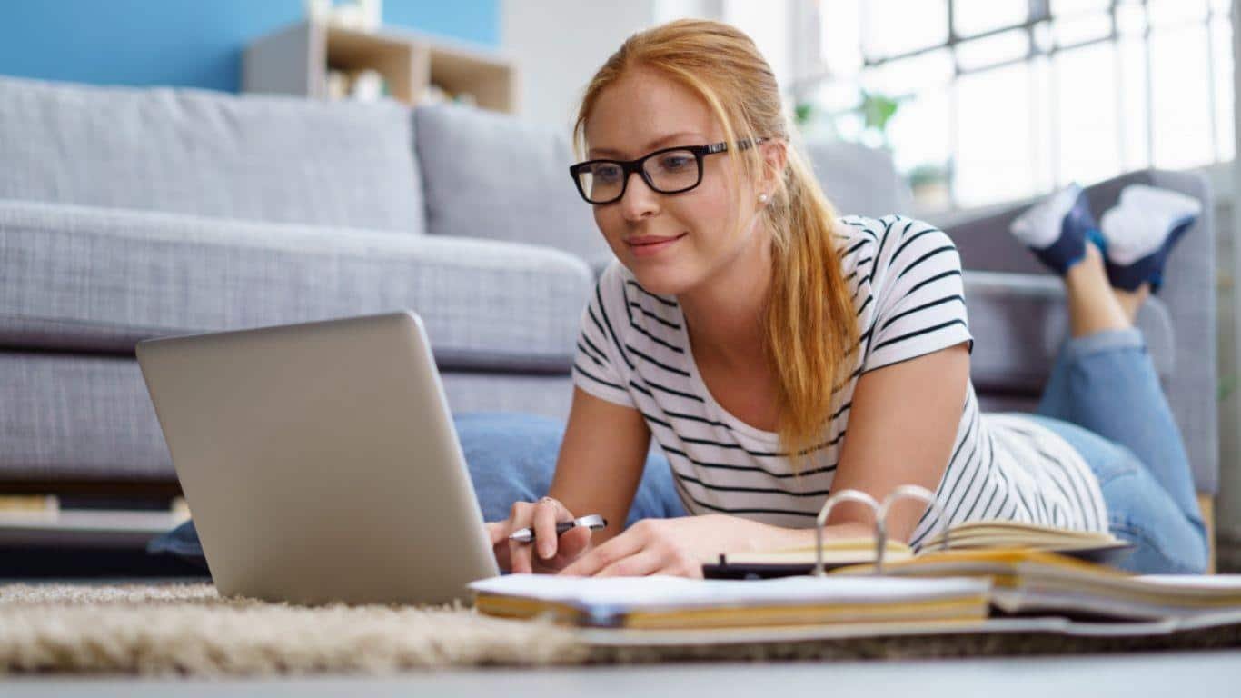 10 Tips for Successful Distance Learning
