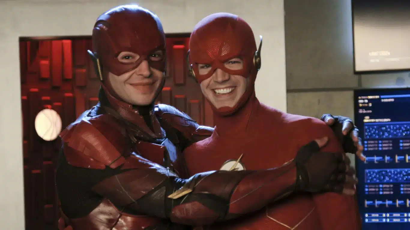 10 Best Suit-Ups in DC Movies - The Flash - Ezra Miller (Justice League)