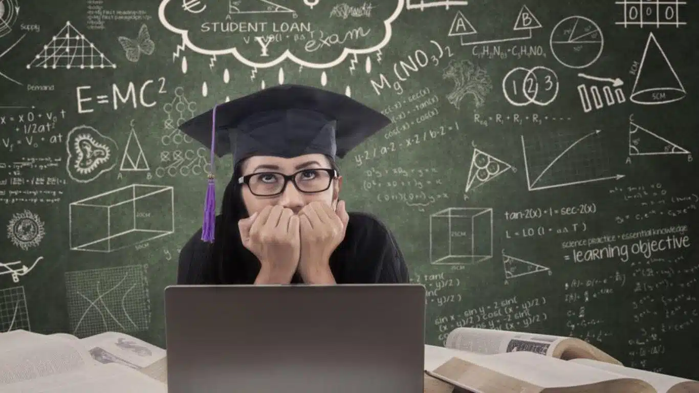 Choose the Right Course and Institution