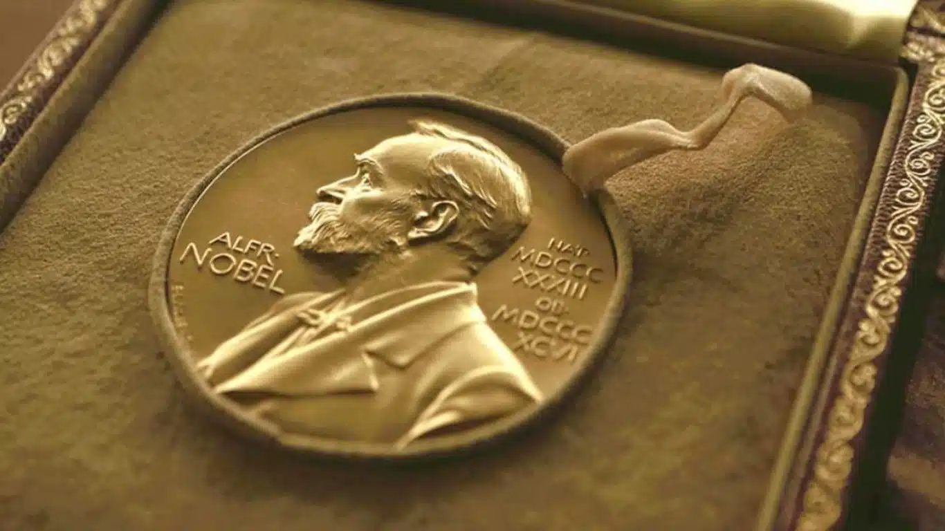 10 Most Prestigious Award For Authors and Writers In The World - Nobel Prize in Literature