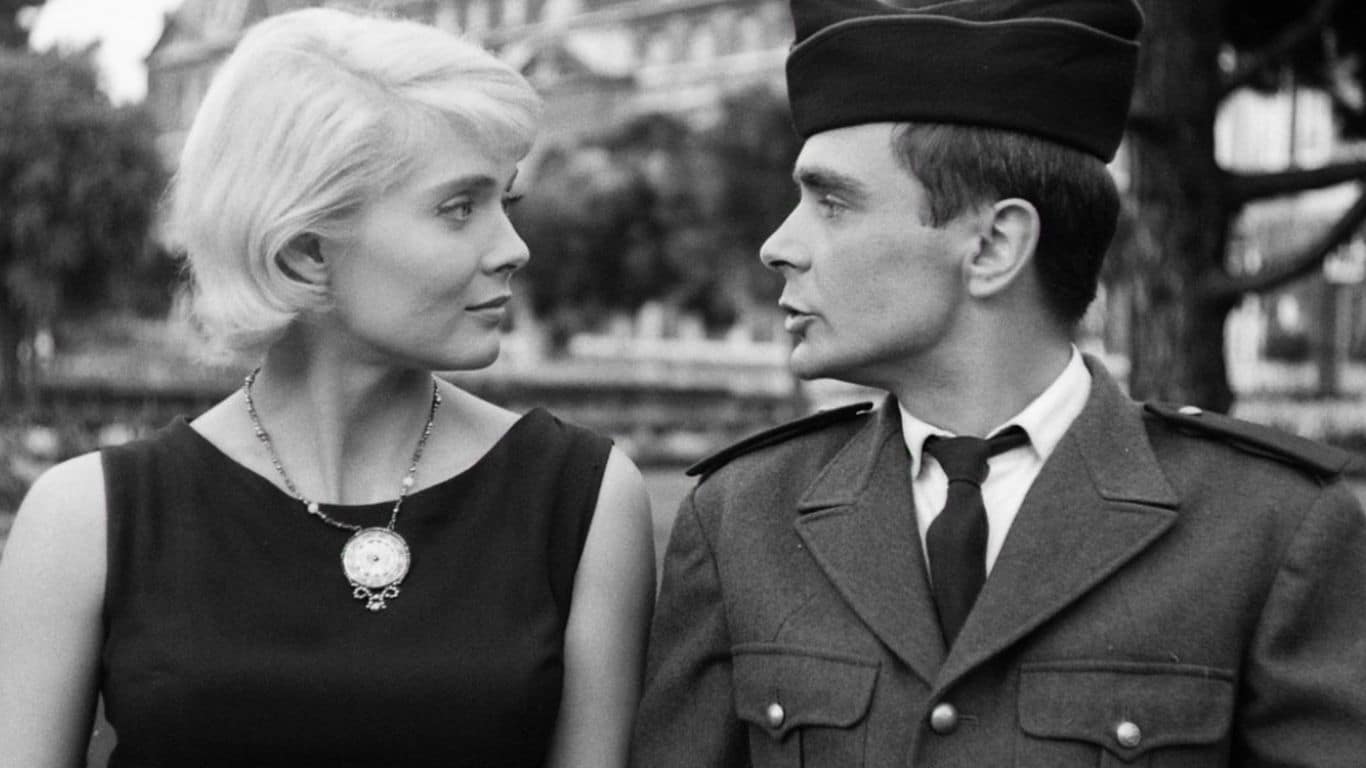 10 Female Directors and Their Game-Changing Movies - Agnes Varda (Cléo From 5 To 7)