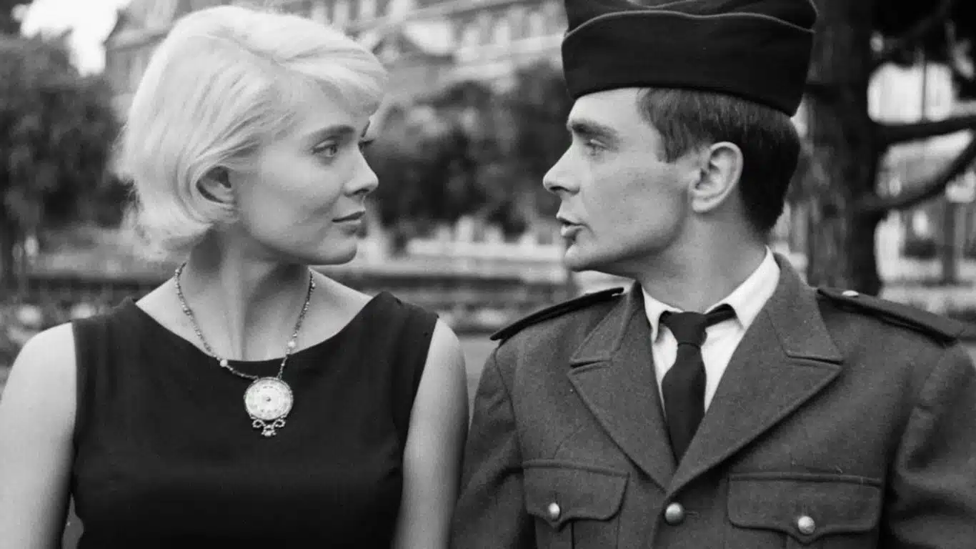 10 Female Directors and Their Game-Changing Movies - Agnes Varda (Cléo From 5 To 7)