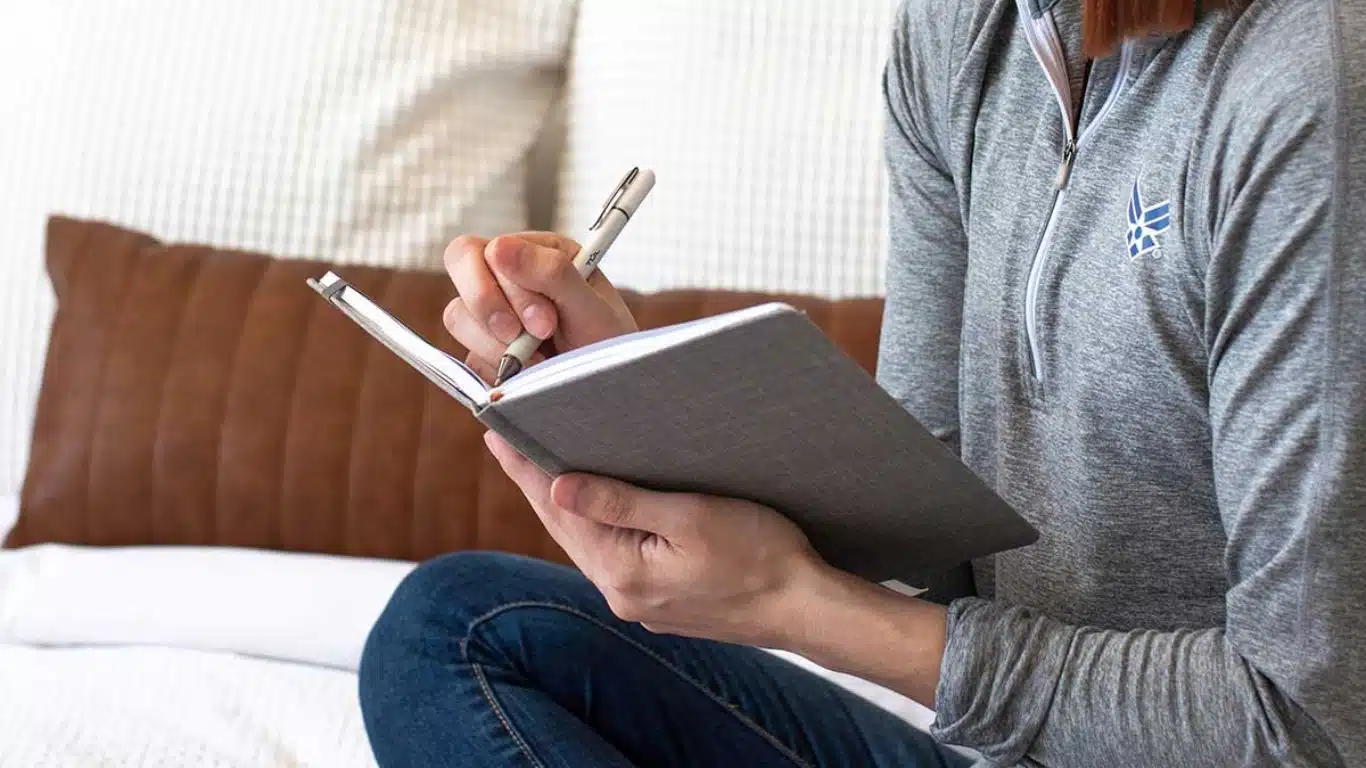 10 Quality of Effective Writers Making People Love their Writing Skills - Creativity and Originality