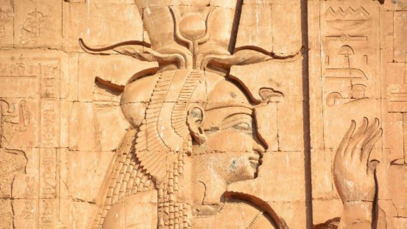 How Time Travel Could Impact Our Understanding of History - A Journey of Discovery