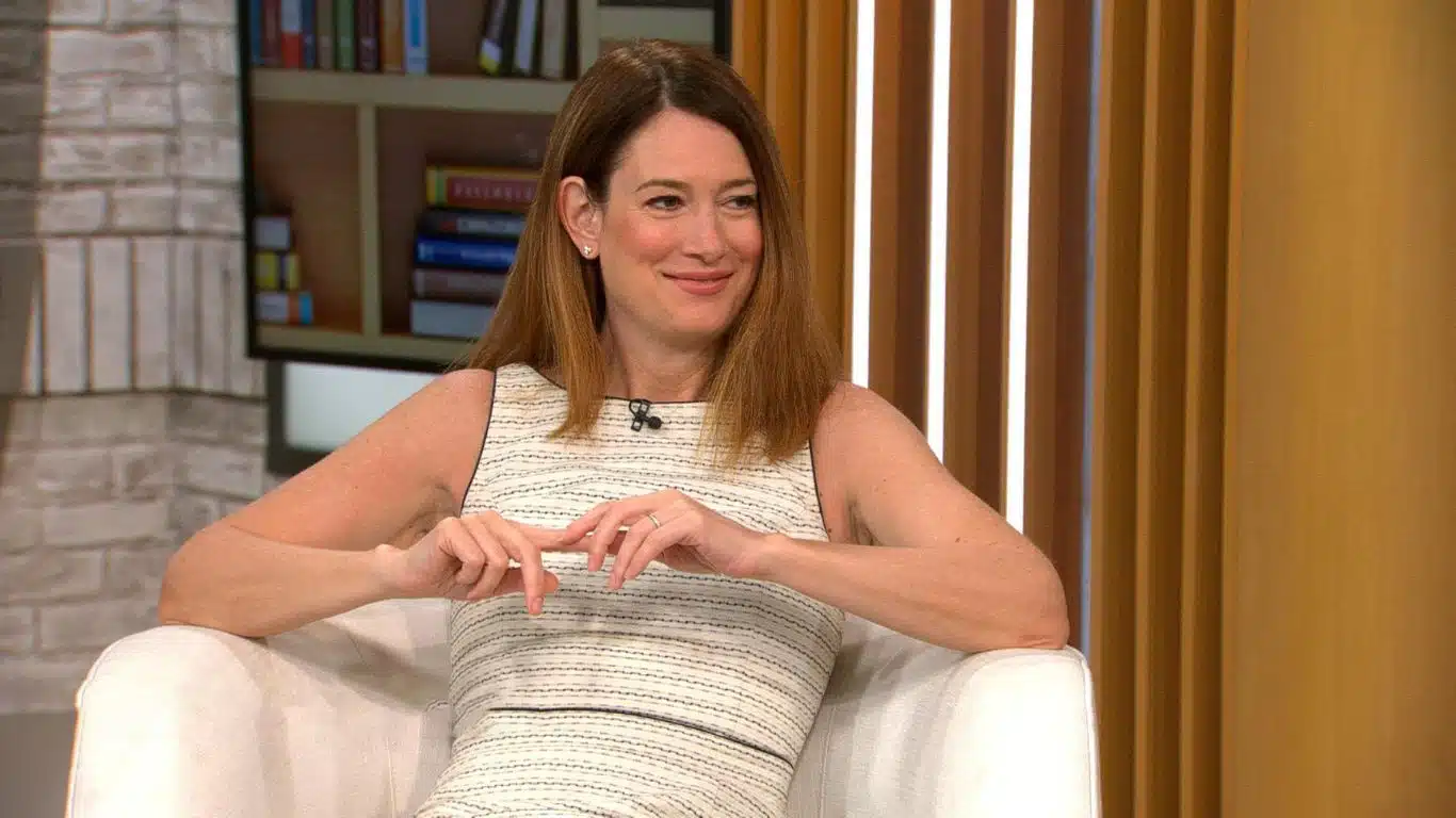 Gillian Flynn