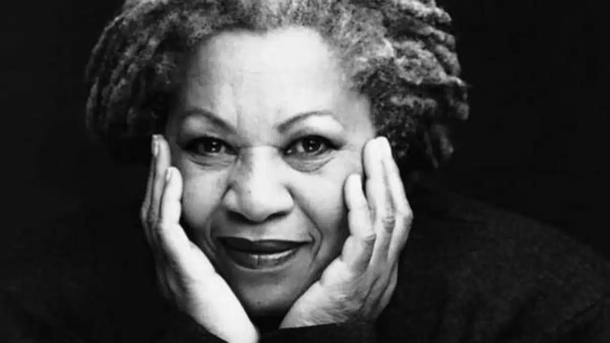 Biography of Toni Morrison | Life and Writing Career