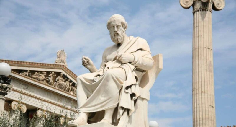 Biography of Plato | Life | Philosophy | Works