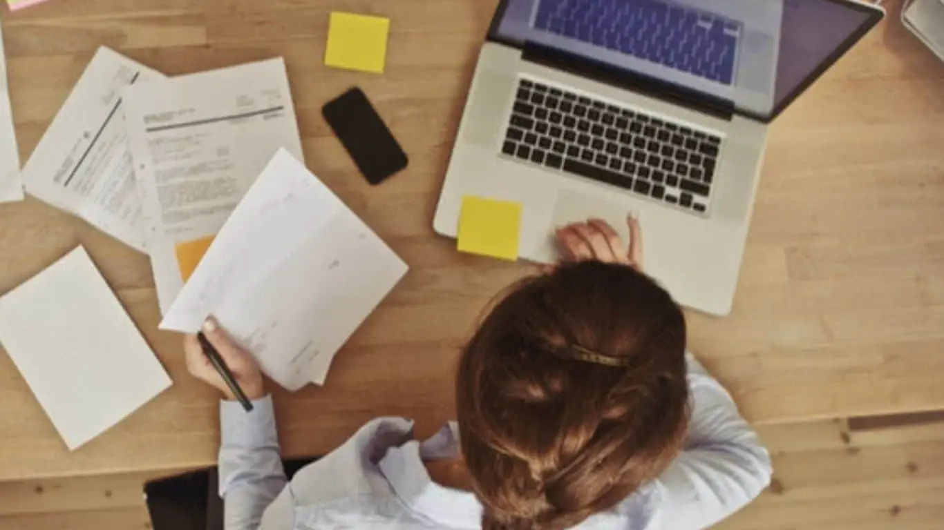 Rise of AI in Content Generation, Pros and Cons - Striking a Ballance is Important