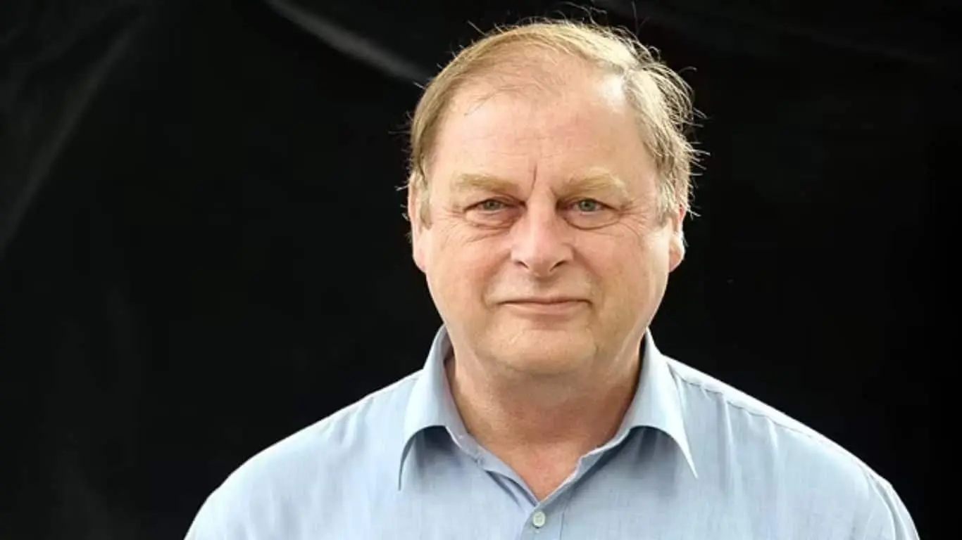 Famous Authors Who Died in October 2023 - Anthony Holden