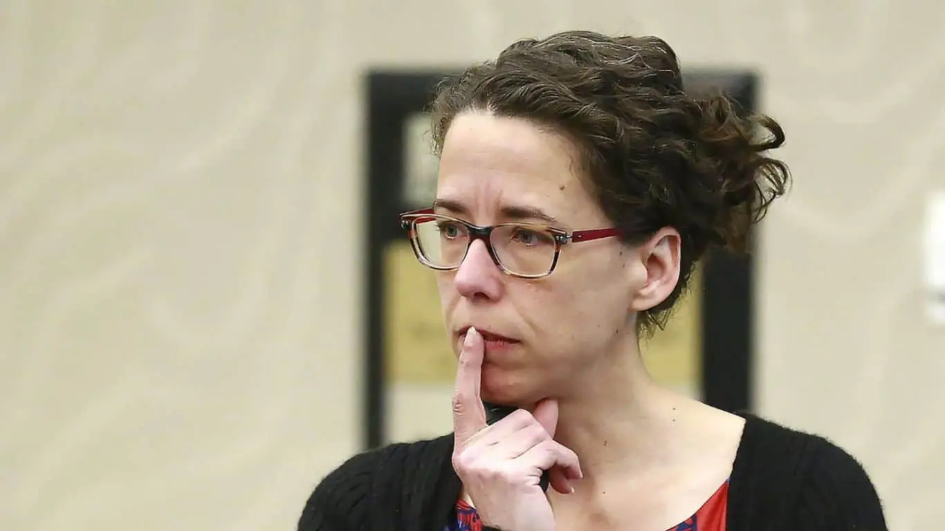 AI-Generated Books on Amazon Spark Controversy Among Authors