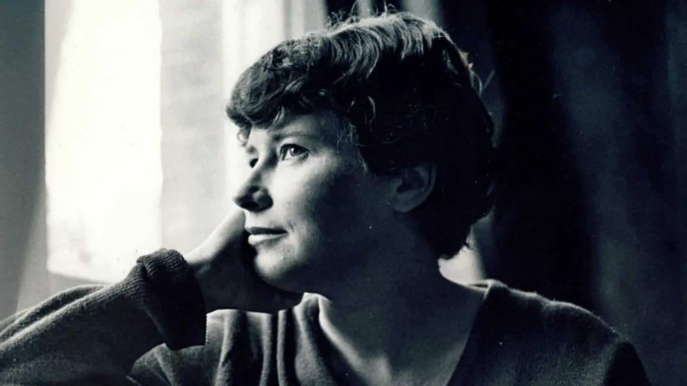 10 Must-Read Authors whose name starts with D - Doris Lessing