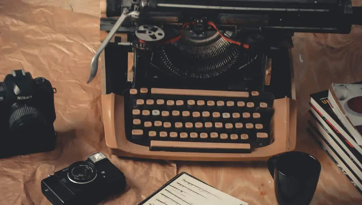 10 Must Read Authors whose name starts with O