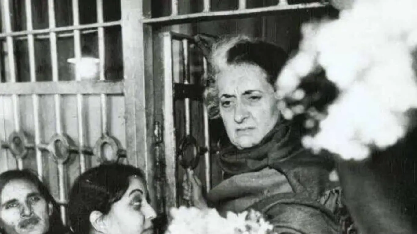 Major Historical Events on December 26 - Today in History - Indira Gandhi's Release from Jail (1978)